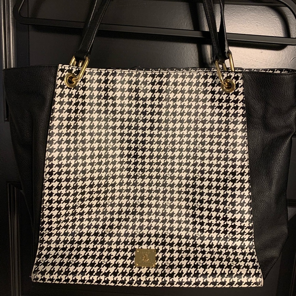 Houndstooth tote